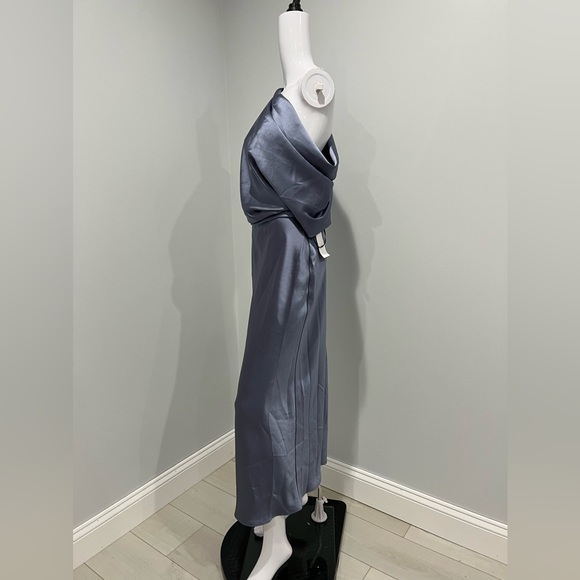 Amsale Dresses 495 Amsale Satin Oneshoulder Gown Size 8 Poshmark